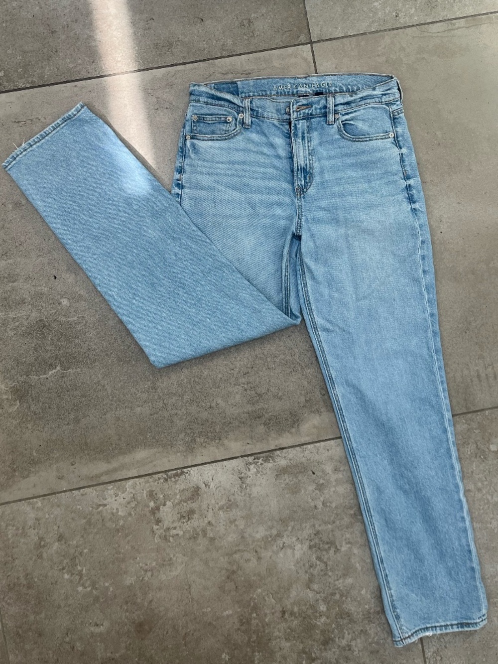 American Eagle Size 8 High Rise Jean